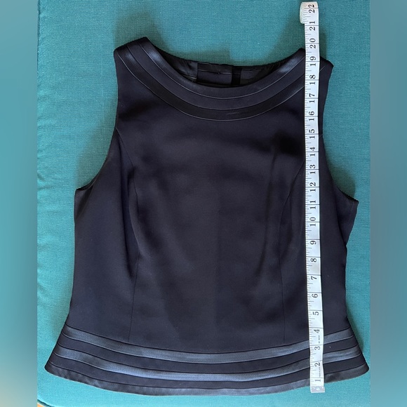 Silky Formal Black Sleeveless Cropped Top with Button-Up Back - Picture 4 of 5